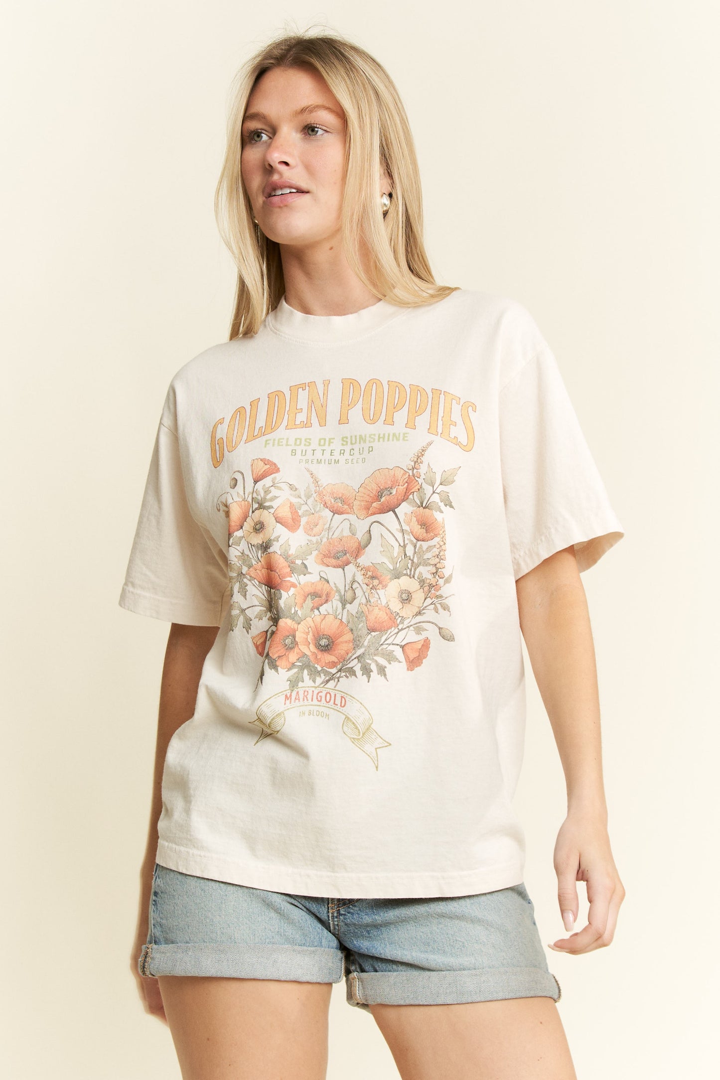 GOLDEN POPPIES GRAPHIC ROUND NECK SHORT SLEEVE T-SHIRT