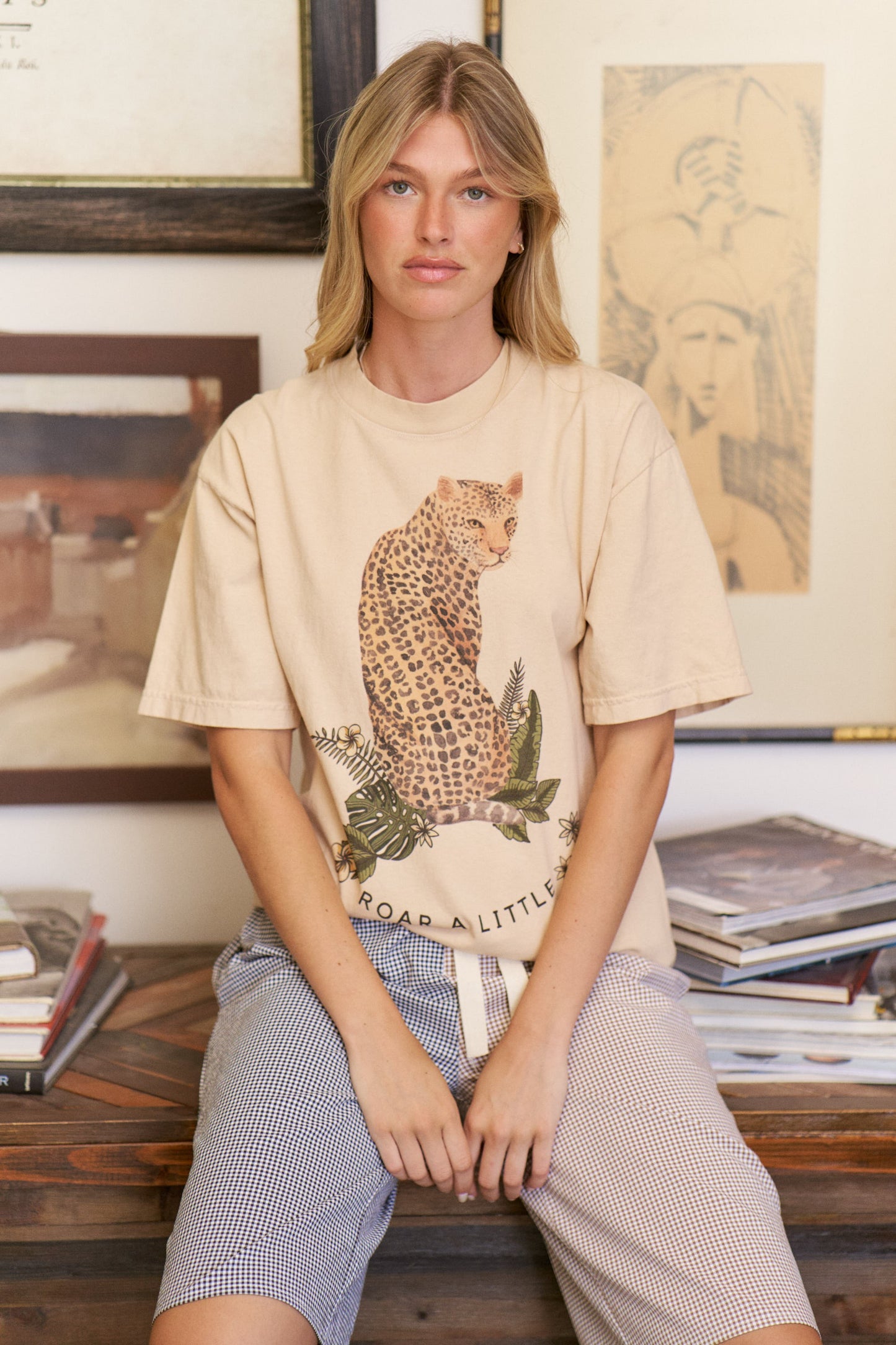 ROAR A LITTLE GRAPHIC ROUND NECK SHORT SLEEVE T-SHIRT
